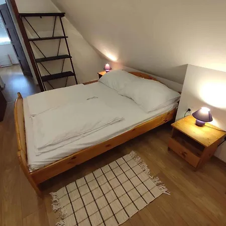 Дом отдыха In - Balaton 19802 *