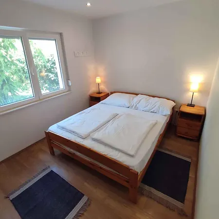 Prázdninový dům In - Balaton 19802